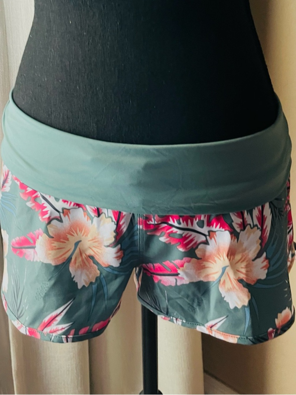 Roxy Endless Summer Board Shorts 🏄🏼‍♀️